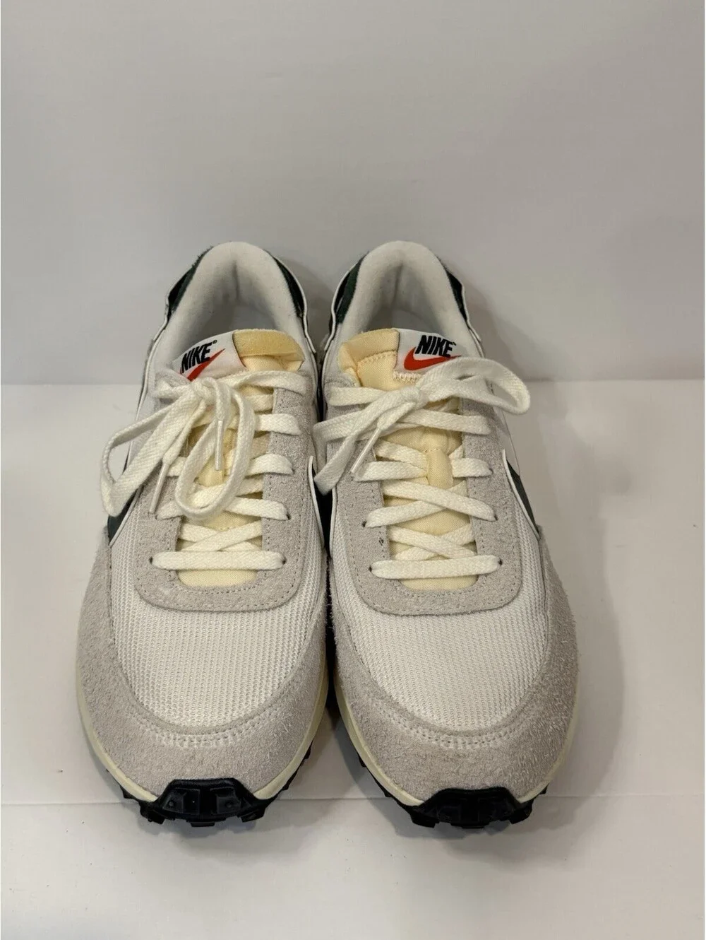 Nike Shoes Women's 6 Waffle Debut Vintage White/Vintage Green DX2931-101 New